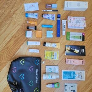 Bloomingdale's Black Bag with Multicolor Heart Design